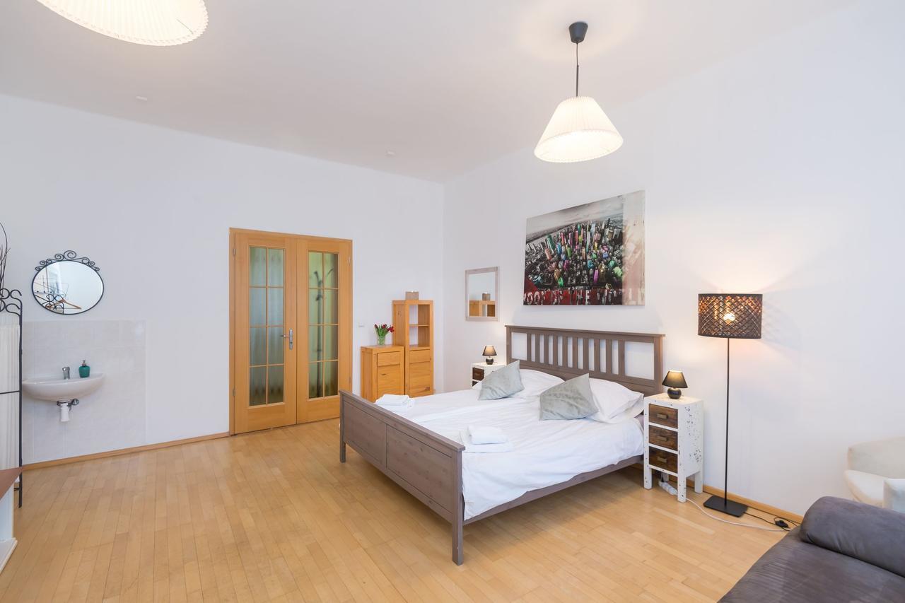 Spacious In The Heart Of Apartamento Praga